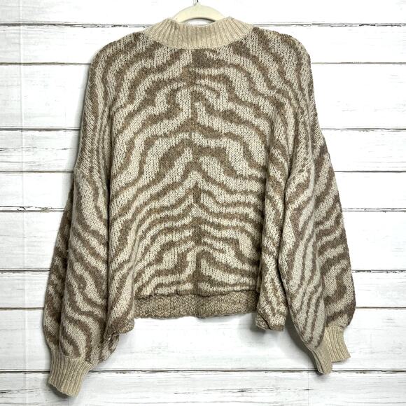 Fate Mock Neck Zebra Print Sweater Size Large - Picture 2 of 8